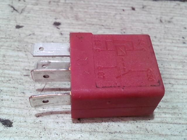 bontott FIAT DOBLO Relé