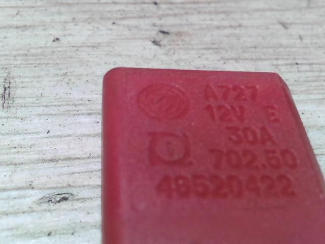 bontott FIAT DOBLO Relé