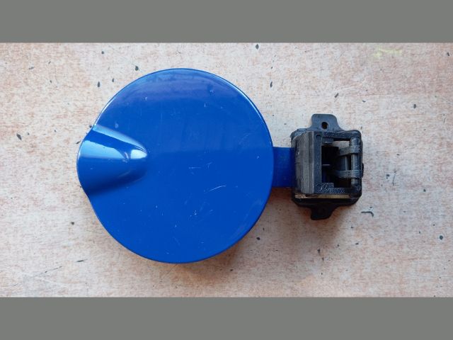 bontott FIAT DOBLO Tankajtó