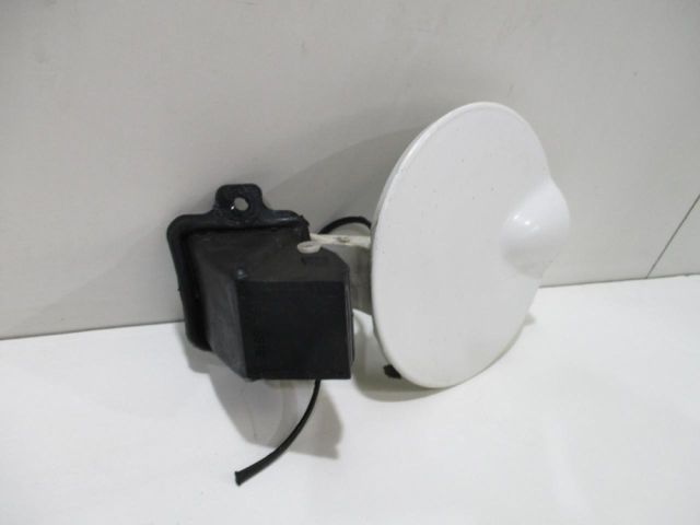 bontott FIAT DOBLO Tankajtó