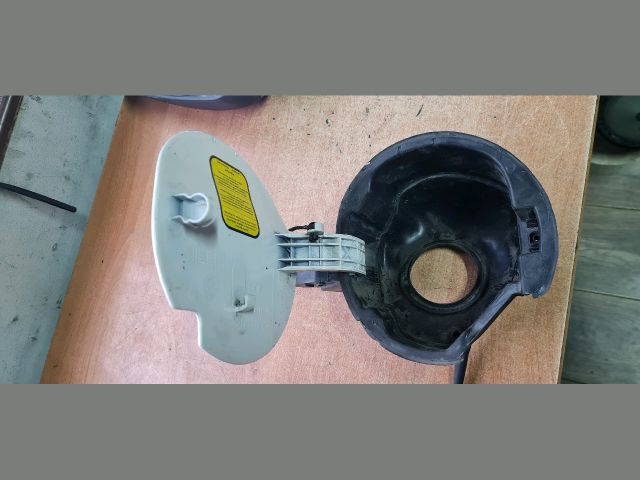 bontott FIAT DOBLO Tankajtó