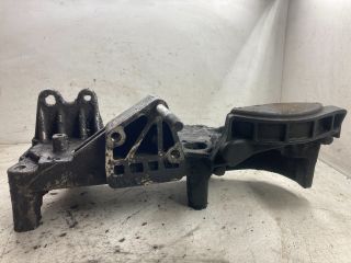 bontott FIAT DOBLO Tartó Bak