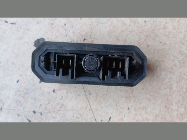 bontott FIAT DOBLO Tolóajtó Érintkező