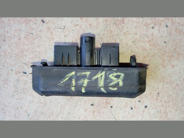 bontott FIAT DOBLO Tolóajtó Érintkező