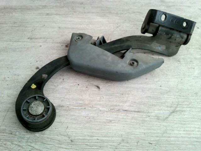 bontott FIAT DOBLO Tolóajtó Sín Görgő