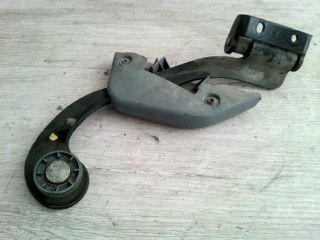 bontott FIAT DOBLO Tolóajtó Sín Görgő