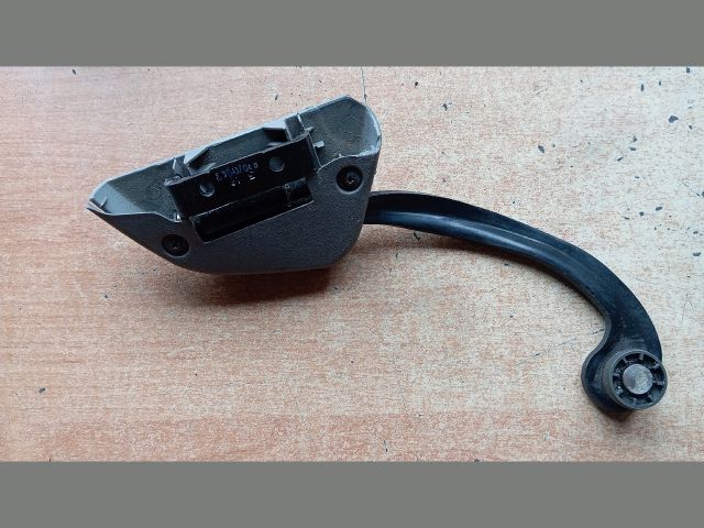 bontott FIAT DOBLO Tolóajtó Sín Görgő