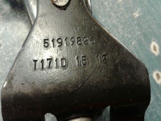 bontott FIAT DOBLO Tolóajtó Sín Görgő