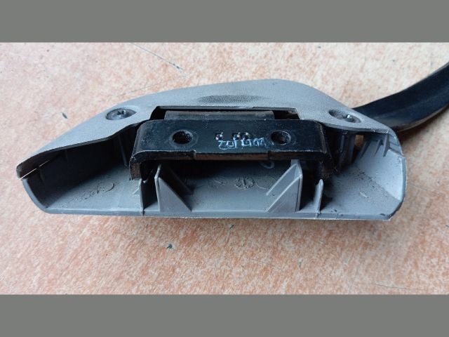 bontott FIAT DOBLO Tolóajtó Sín Görgő