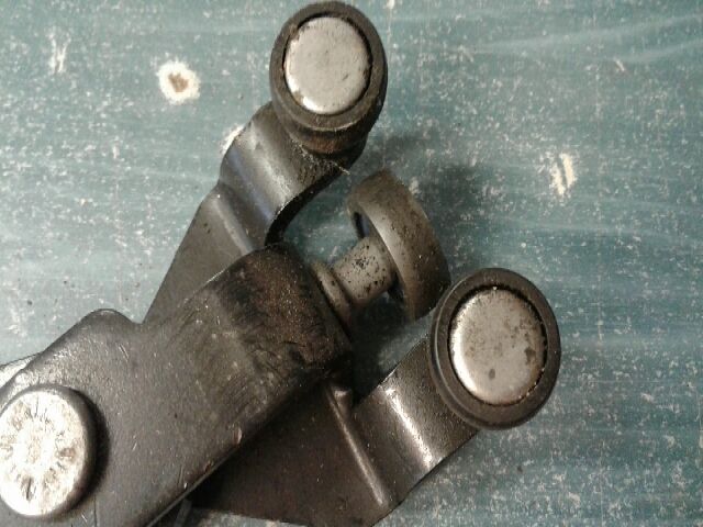 bontott FIAT DOBLO Tolóajtó Sín Görgő