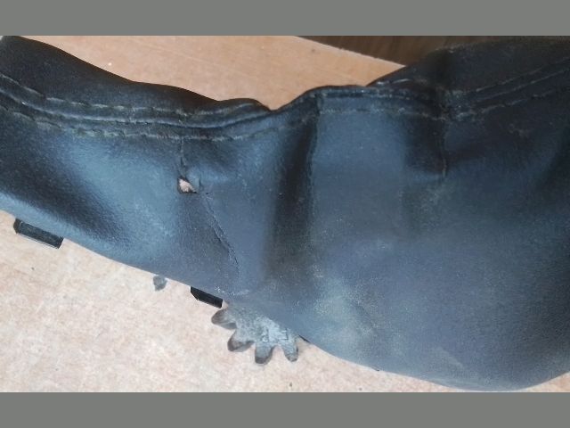 bontott FIAT DOBLO Váltószoknya