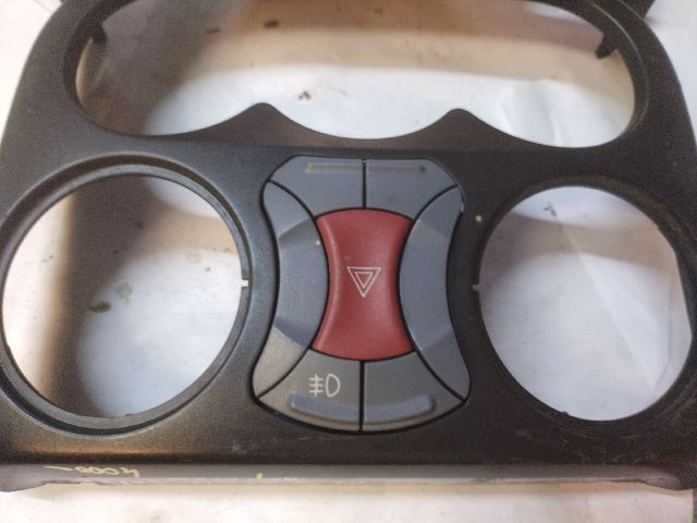 bontott FIAT DOBLO Vészvillogó Kapcsoló