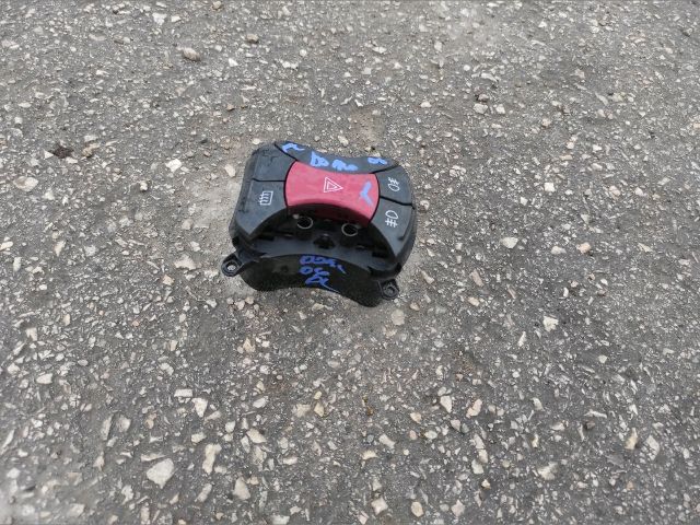 bontott FIAT DOBLO Vészvillogó Kapcsoló