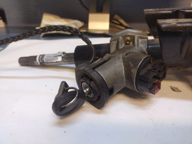 bontott FIAT DUCATO Gyújtáskapcsoló Házzal