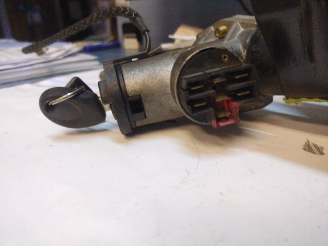 bontott FIAT DUCATO Gyújtáskapcsoló Házzal