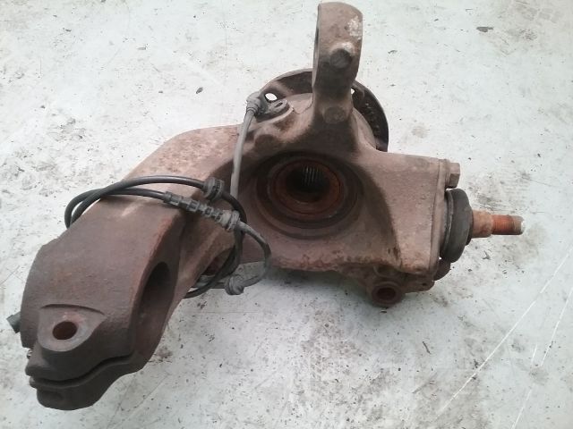 bontott FIAT DUCATO Jobb első Csonkállvány Kerékaggyal