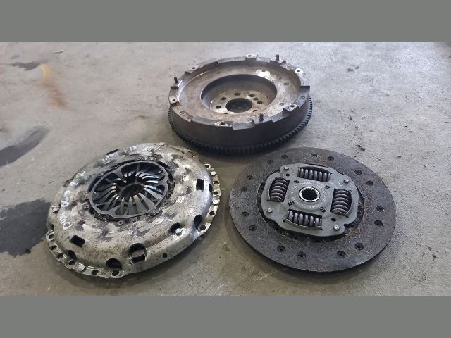 bontott FIAT DUCATO Kuplung Szett Lendkerékkel