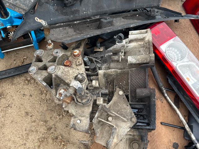 bontott FIAT DUCATO Váltó (Mechanikus)