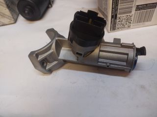 bontott FIAT DUCATO Gyújtáskapcsoló Házzal