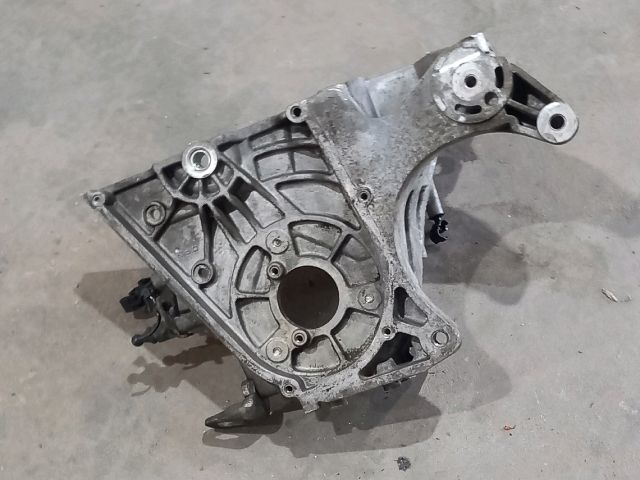 bontott FIAT DUCATO Generátor Tartó Bak