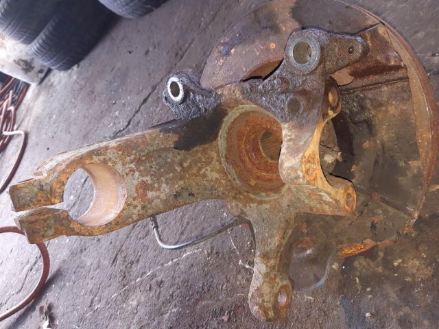 bontott FIAT DUCATO Bal első Csonkállvány Kerékaggyal