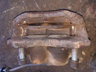 bontott FIAT DUCATO Jobb első Féknyereg Munkahengerrel