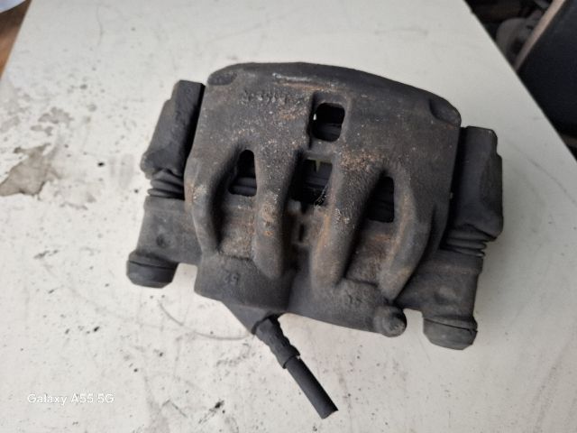 bontott FIAT DUCATO Jobb első Féknyereg Munkahengerrel