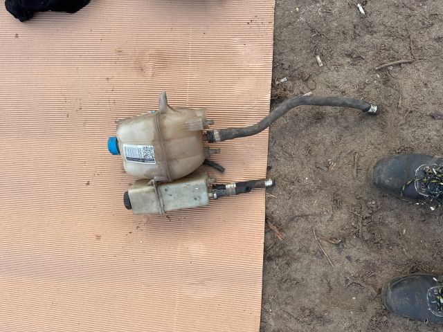 bontott FIAT DUCATO Kiegyenlítő Tartály