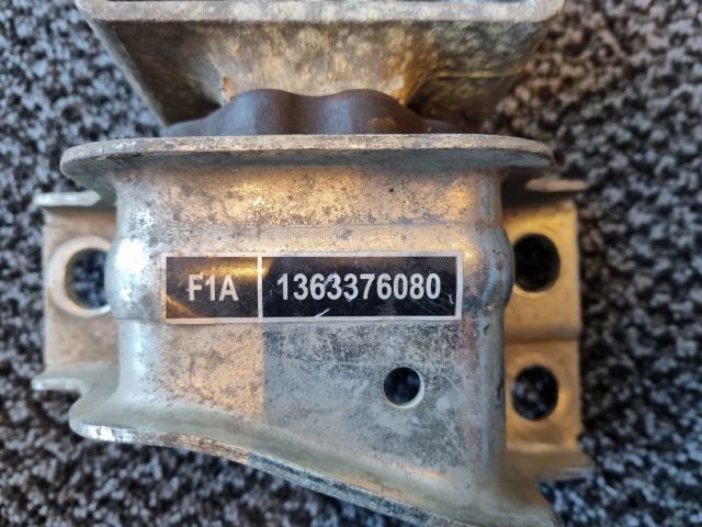 bontott FIAT DUCATO Motor Tartó Bak (Fém)