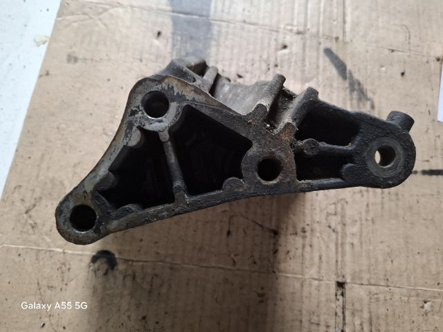 bontott FIAT DUCATO Motor Tartó Bak (Fém)