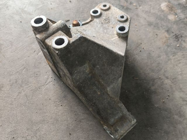 bontott FIAT DUCATO Váltó Tartó Bak (Pozíciófüggetlen)