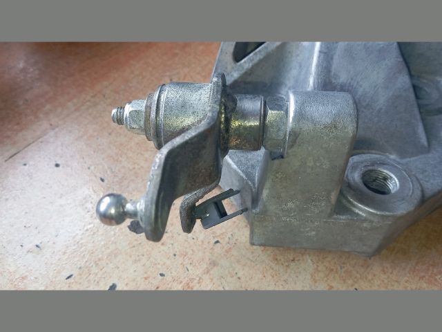 bontott FIAT DUCATO Váltó Tartó Bak (Pozíciófüggetlen)