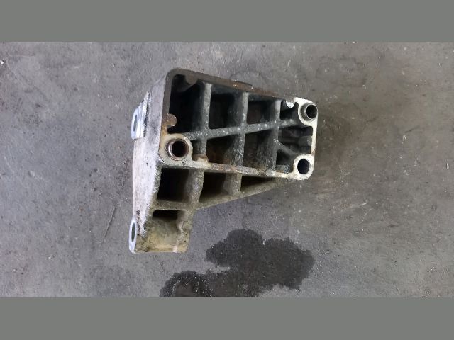 bontott FIAT DUCATO Váltó Tartó Bak (Pozíciófüggetlen)