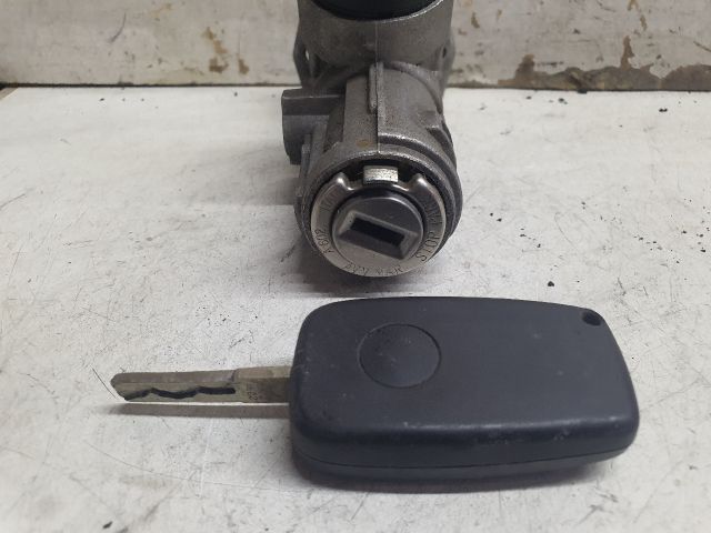 bontott FIAT DUCATO Gyújtáskapcsoló Házzal