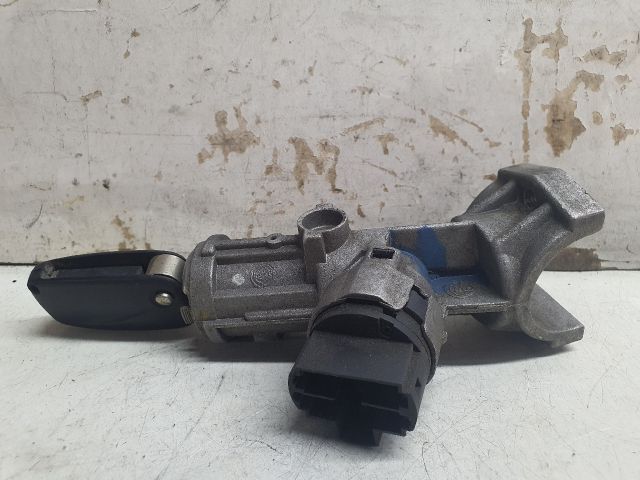 bontott FIAT DUCATO Gyújtáskapcsoló Házzal