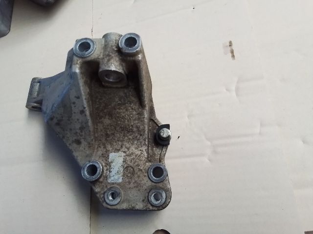 bontott FIAT DUCATO Motor Tartó Bak (Fém)