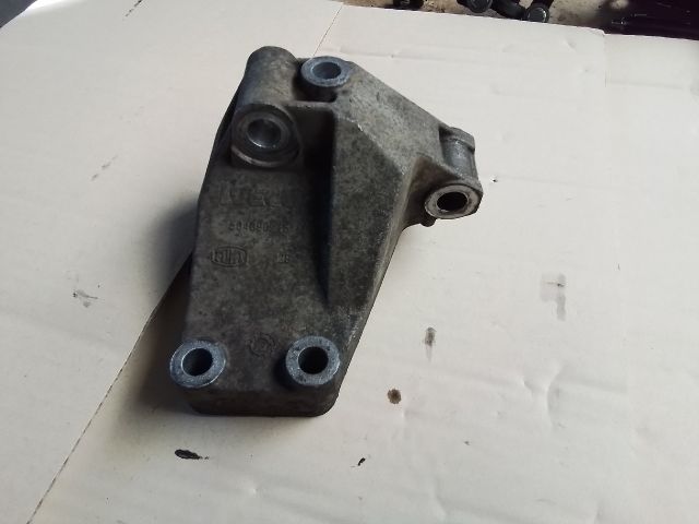 bontott FIAT DUCATO Váltó Tartó Bak (Pozíciófüggetlen)