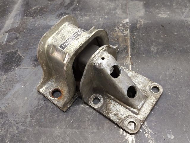 bontott FIAT DUCATO Váltó Tartó Bak (Pozíciófüggetlen)