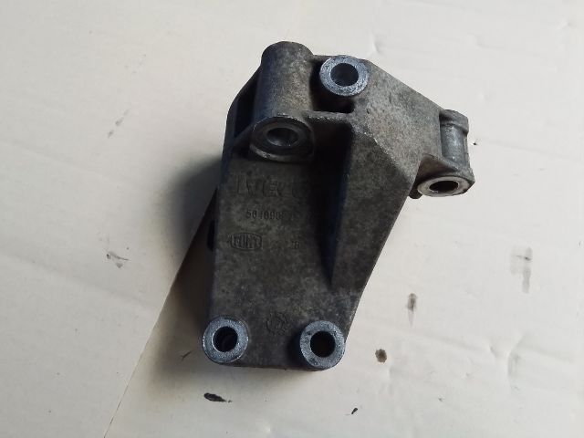 bontott FIAT DUCATO Váltó Tartó Bak (Pozíciófüggetlen)