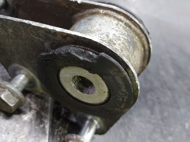 bontott FIAT DUCATO Váltó Tartó Bak (Pozíciófüggetlen)