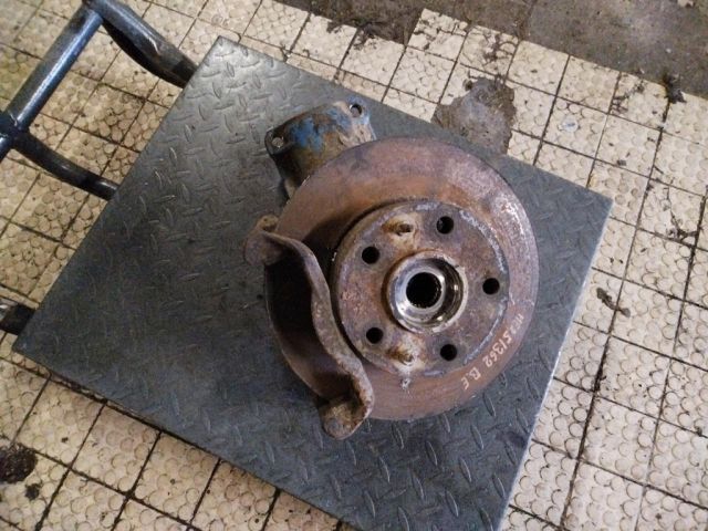 bontott FIAT DUCATO Bal első Csonkállvány Kerékaggyal