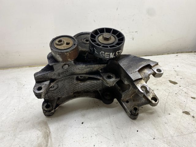 bontott FIAT DUCATO Generátor Tartó Bak