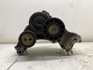 bontott FIAT DUCATO Generátor Tartó Bak