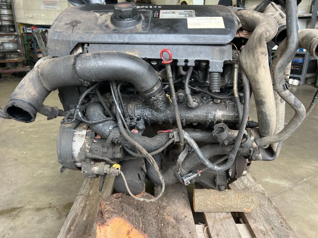 bontott FIAT DUCATO Motor (Fűzött blokk hengerfejjel)