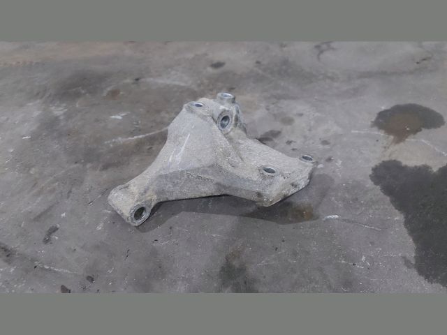 bontott FIAT DUCATO Váltó Tartó Bak (Pozíciófüggetlen)