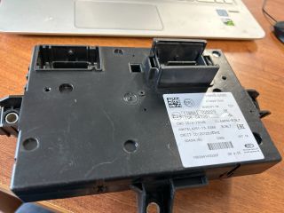 bontott FIAT DUCATO Biztosítéktábla Motortér