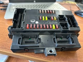 bontott FIAT DUCATO Biztosítéktábla Motortér