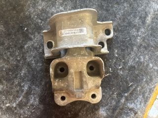 bontott FIAT DUCATO Váltó Tartó Bak (Pozíciófüggetlen)