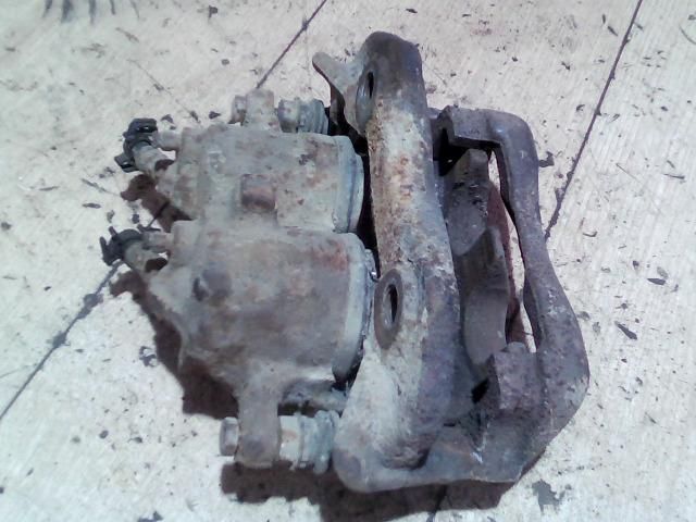 bontott FIAT DUCATO Jobb első Féknyereg Munkahengerrel