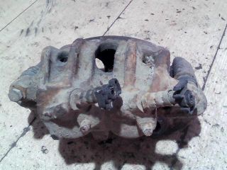 bontott FIAT DUCATO Jobb első Féknyereg Munkahengerrel